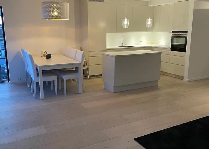 Exclusive Apartment In Kristiansand - Hollen